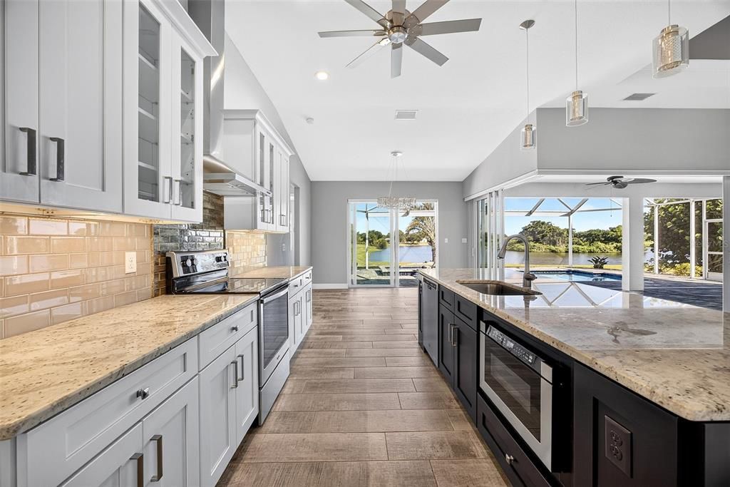 Active With Contract: $599,000 (3 beds, 2 baths, 2004 Square Feet)