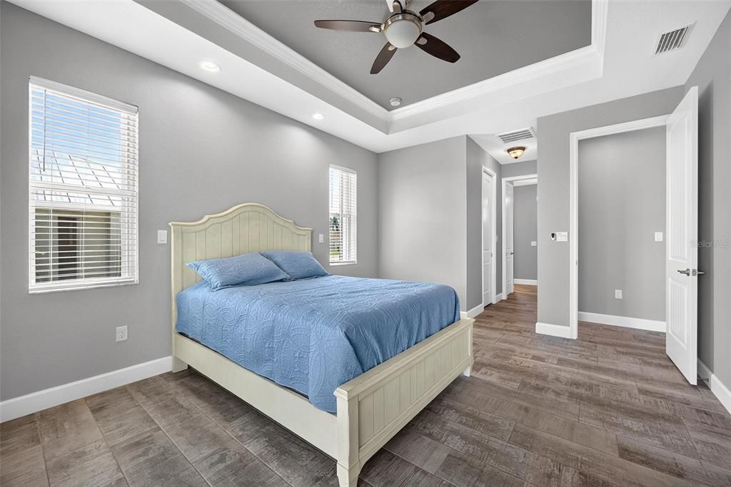 Active With Contract: $599,000 (3 beds, 2 baths, 2004 Square Feet)