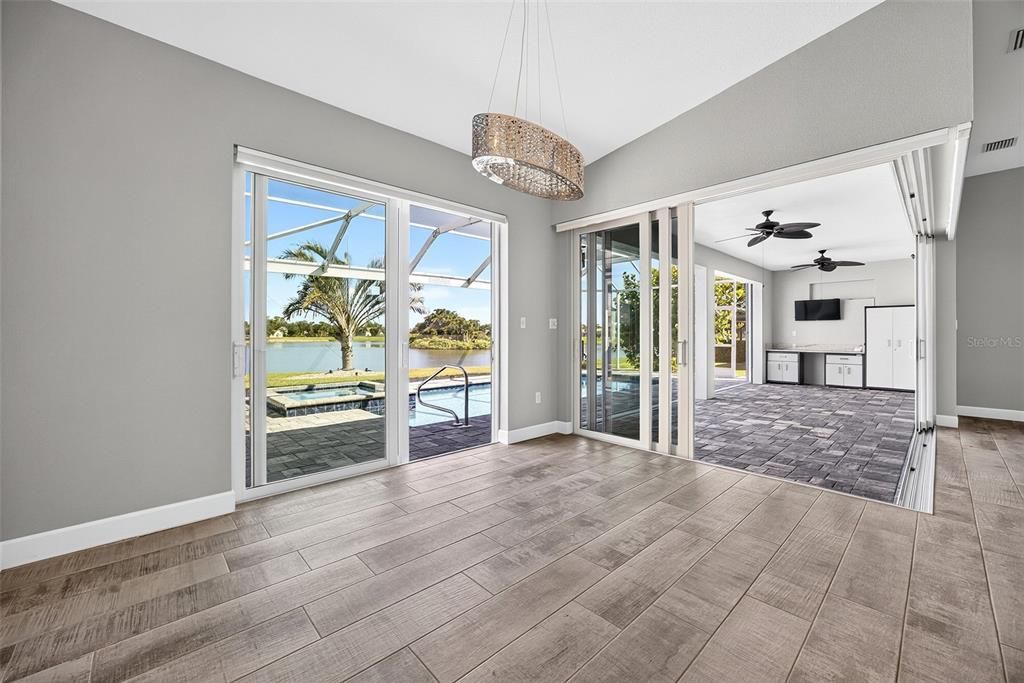 Active With Contract: $599,000 (3 beds, 2 baths, 2004 Square Feet)