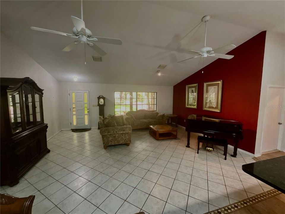 For Sale: $649,900 (3 beds, 2 baths, 2220 Square Feet)