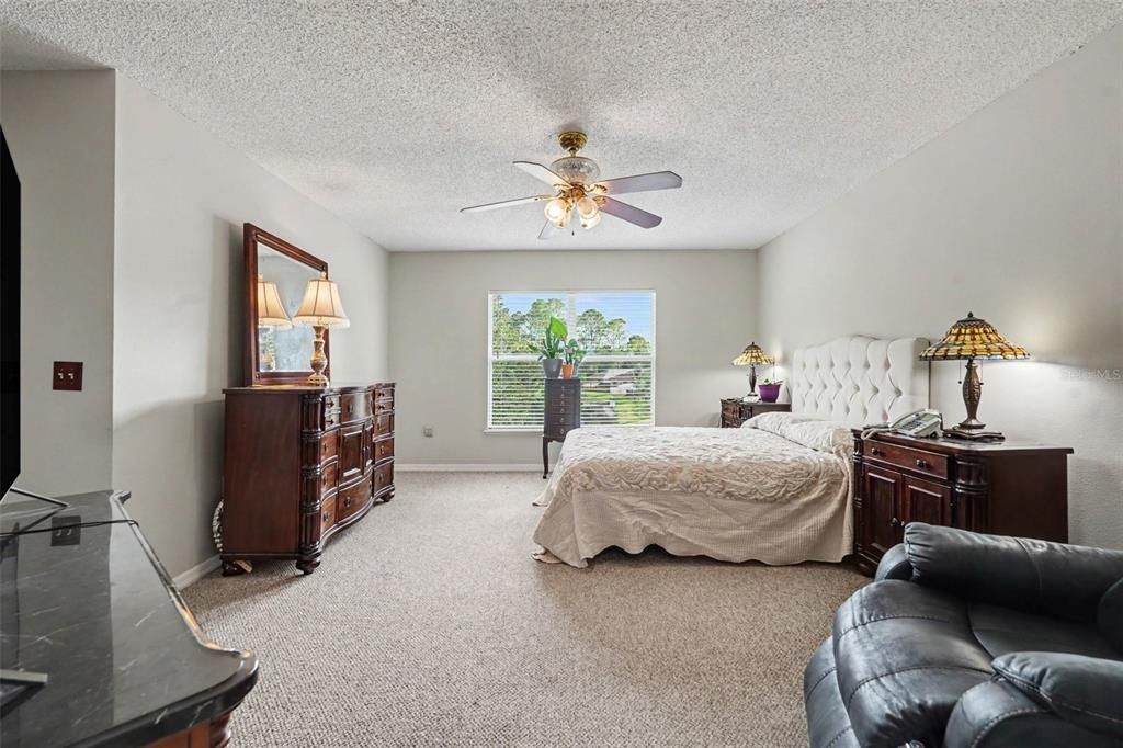 For Sale: $420,000 (4 beds, 2 baths, 2222 Square Feet)