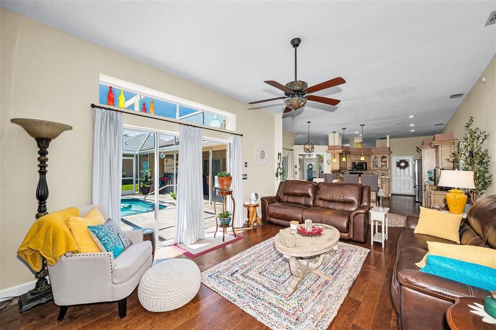 For Sale: $650,000 (4 beds, 3 baths, 2606 Square Feet)
