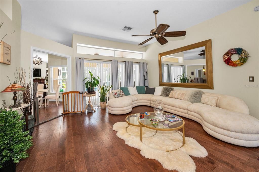 For Sale: $650,000 (4 beds, 3 baths, 2606 Square Feet)