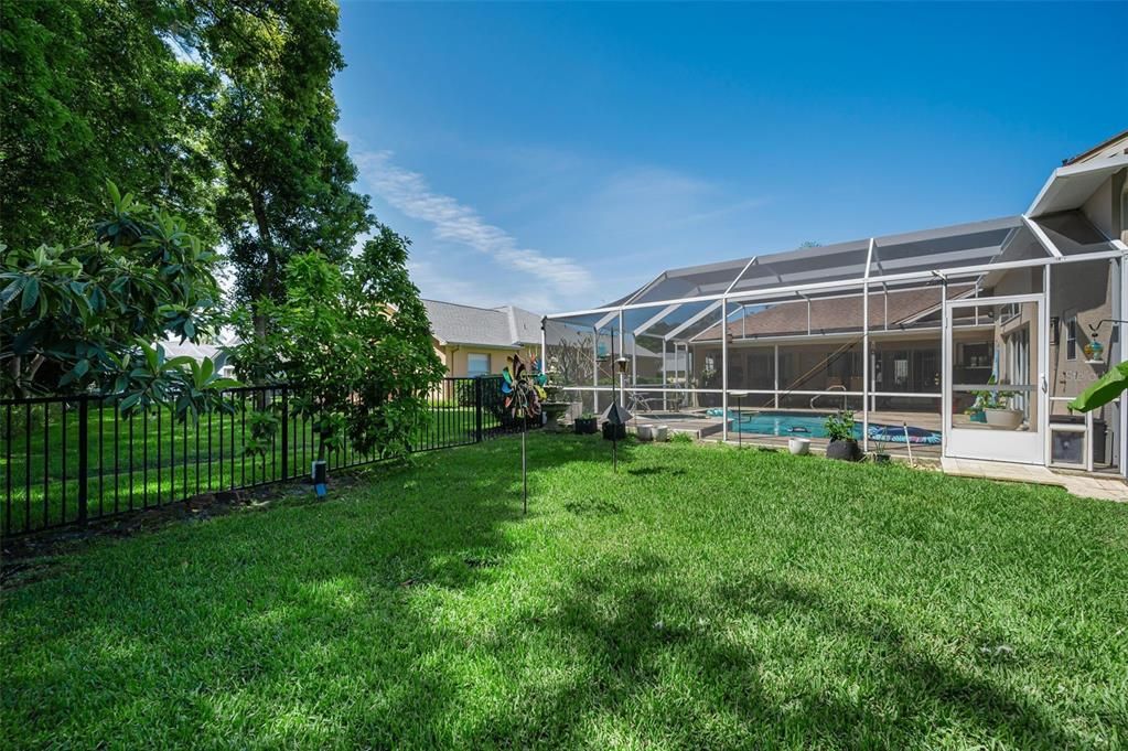 For Sale: $650,000 (4 beds, 3 baths, 2606 Square Feet)
