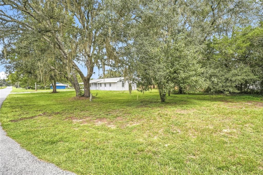 На продажу: $299,900 (4 спален, 2 ванн, 1428 Квадратных фут)