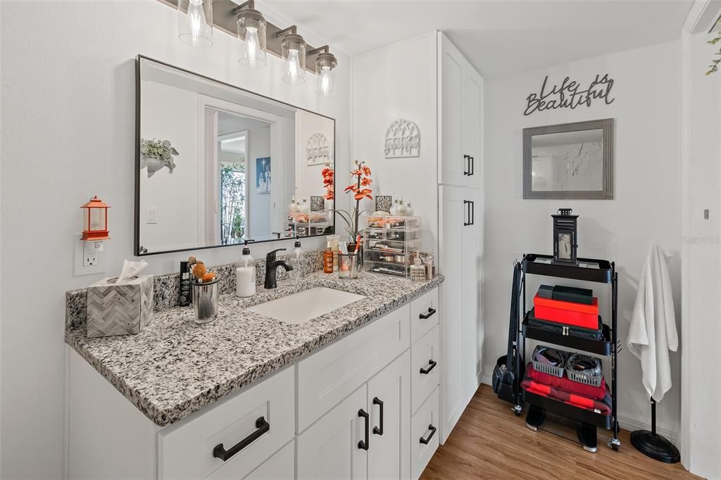 For Sale: $525,000 (2 beds, 2 baths, 1118 Square Feet)