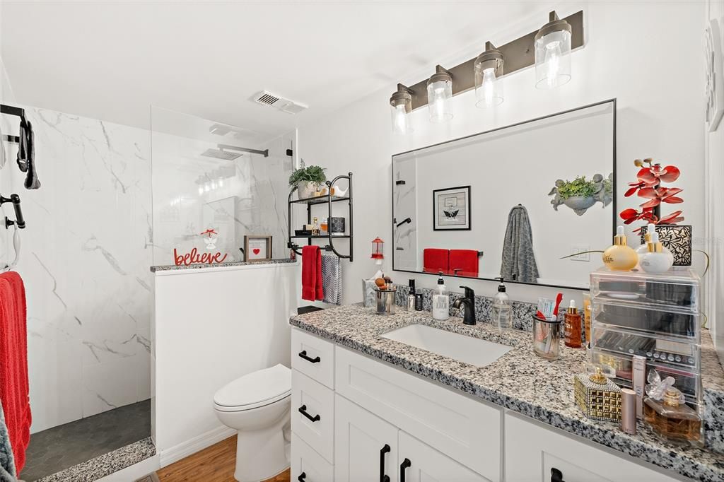 For Sale: $525,000 (2 beds, 2 baths, 1118 Square Feet)