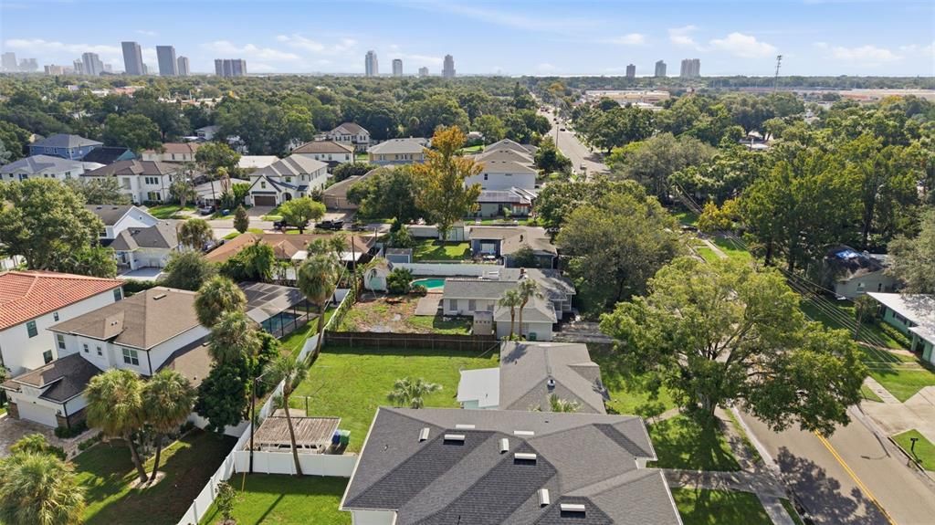 For Sale: $619,000 (2 beds, 1 baths, 1645 Square Feet)