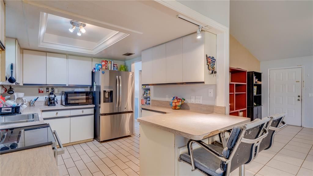 For Sale: $314,900 (3 beds, 2 baths, 1946 Square Feet)