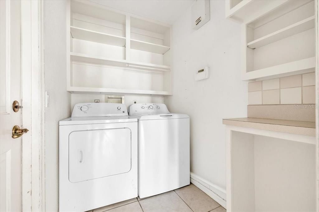 En Venta: $260,000 (3 camas, 2 baños, 1506 Pies cuadrados)