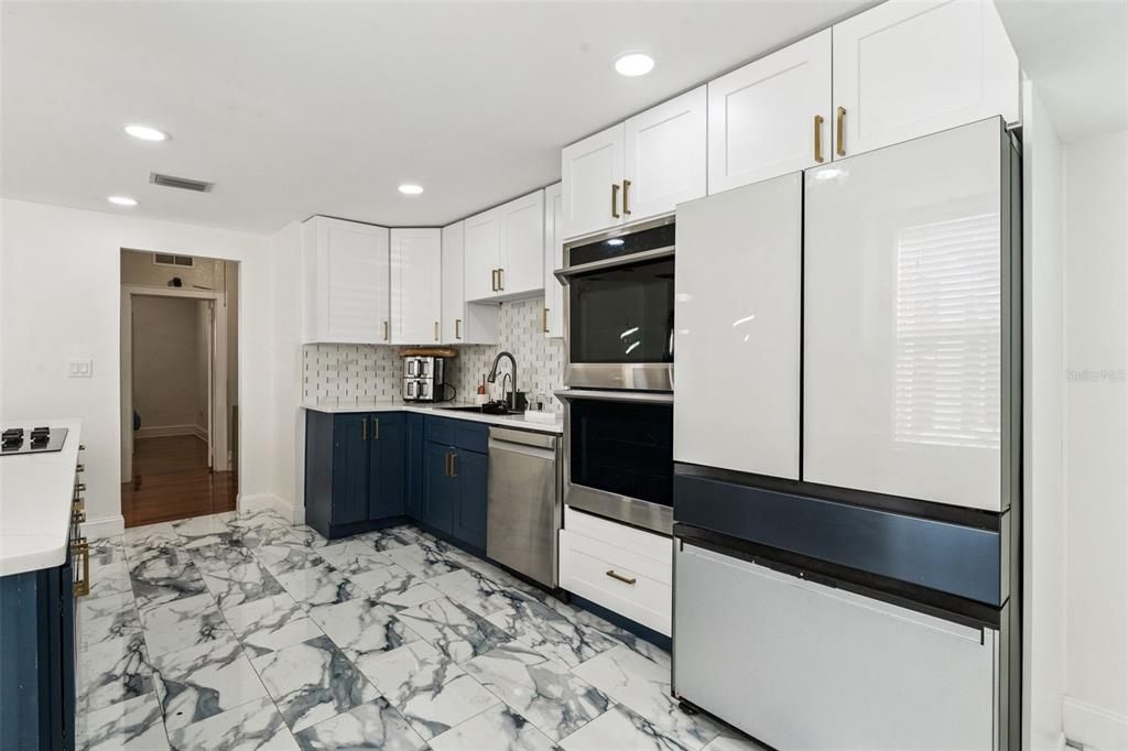 For Sale: $700,000 (4 beds, 3 baths, 2836 Square Feet)