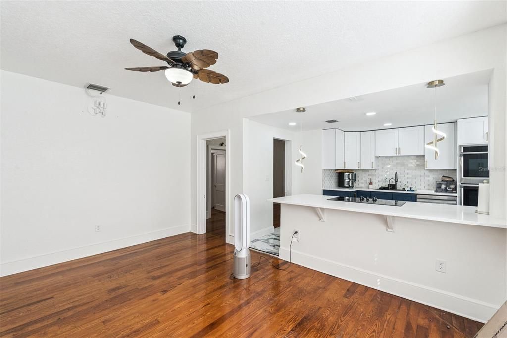 For Sale: $700,000 (4 beds, 3 baths, 2836 Square Feet)