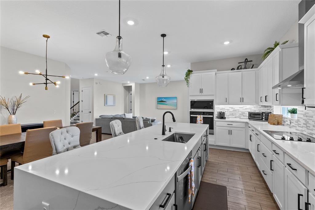 For Sale: $935,000 (4 beds, 3 baths, 3852 Square Feet)