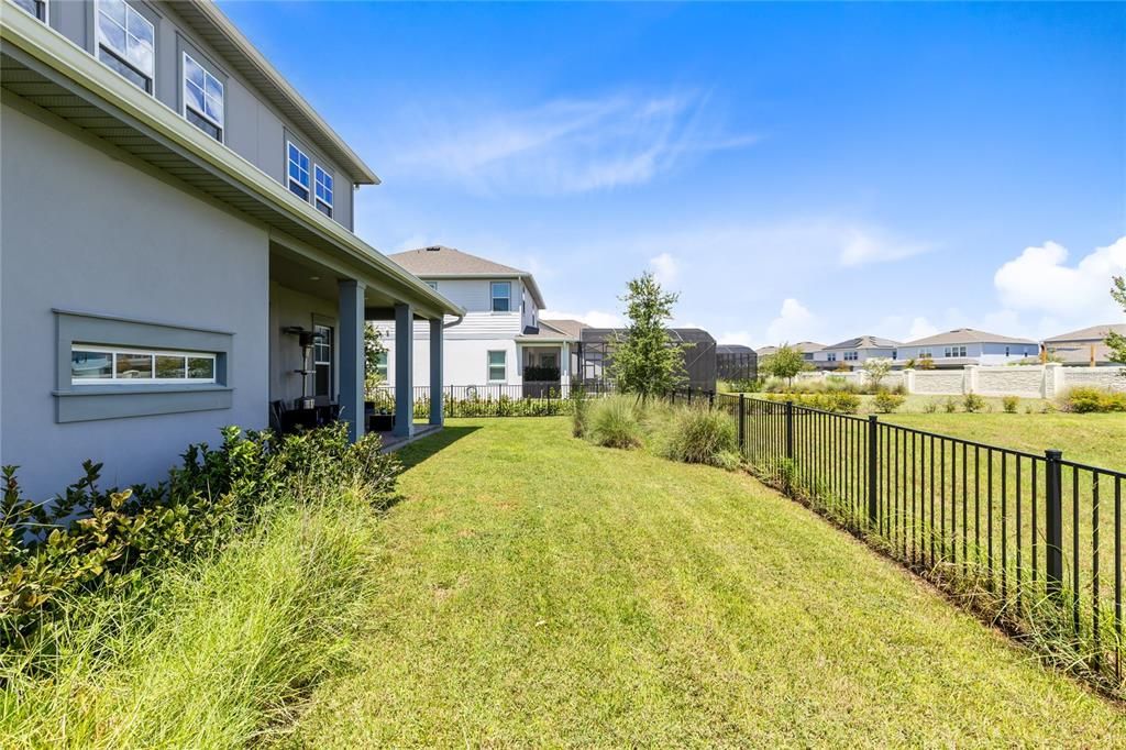 For Sale: $935,000 (4 beds, 3 baths, 3852 Square Feet)