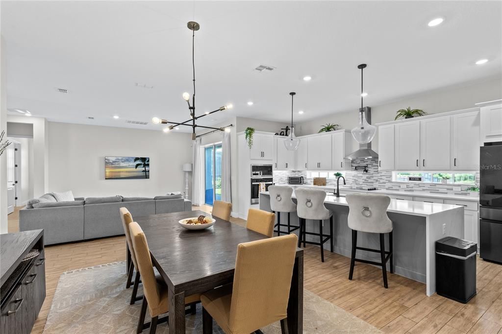 For Sale: $935,000 (4 beds, 3 baths, 3852 Square Feet)