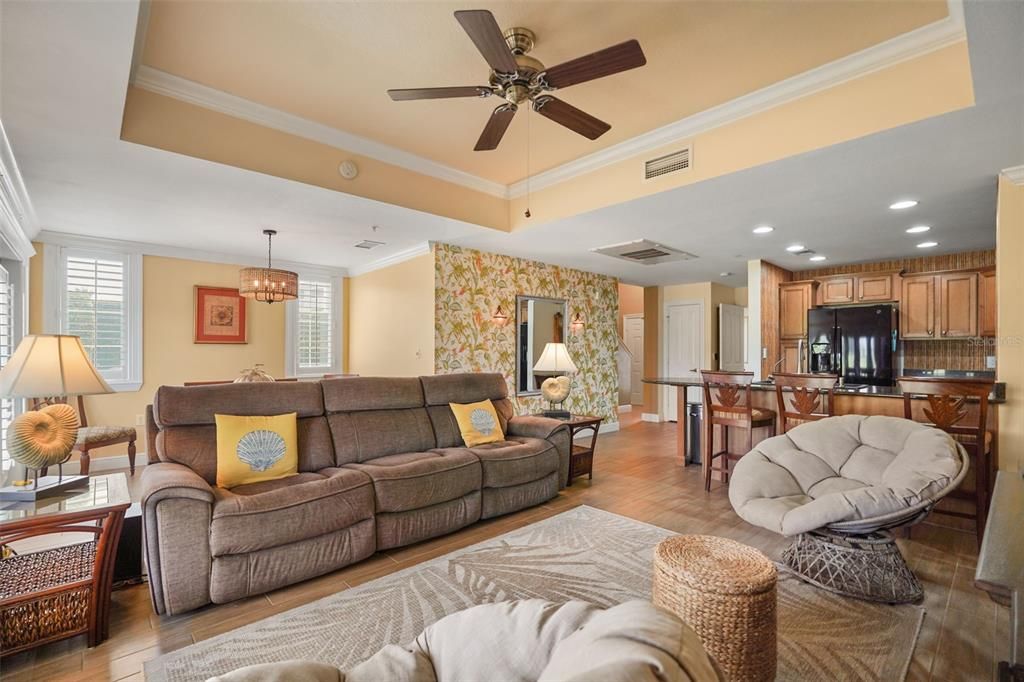 En Venta: $344,900 (3 camas, 2 baños, 2069 Pies cuadrados)