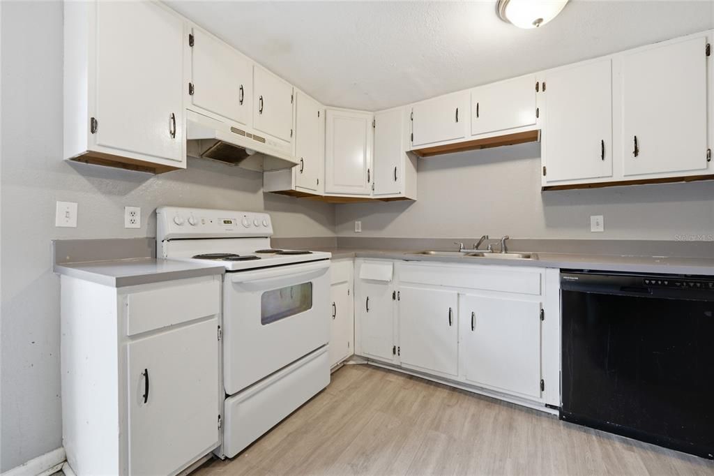 En Venta: $549,900 (8 camas, 0 baños, 942 Pies cuadrados)