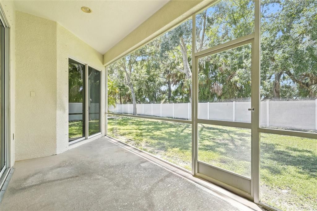 For Sale: $354,900 (3 beds, 2 baths, 2162 Square Feet)