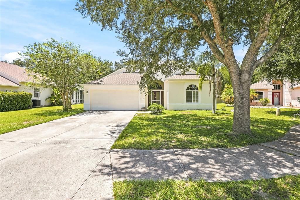 For Sale: $354,900 (3 beds, 2 baths, 2162 Square Feet)