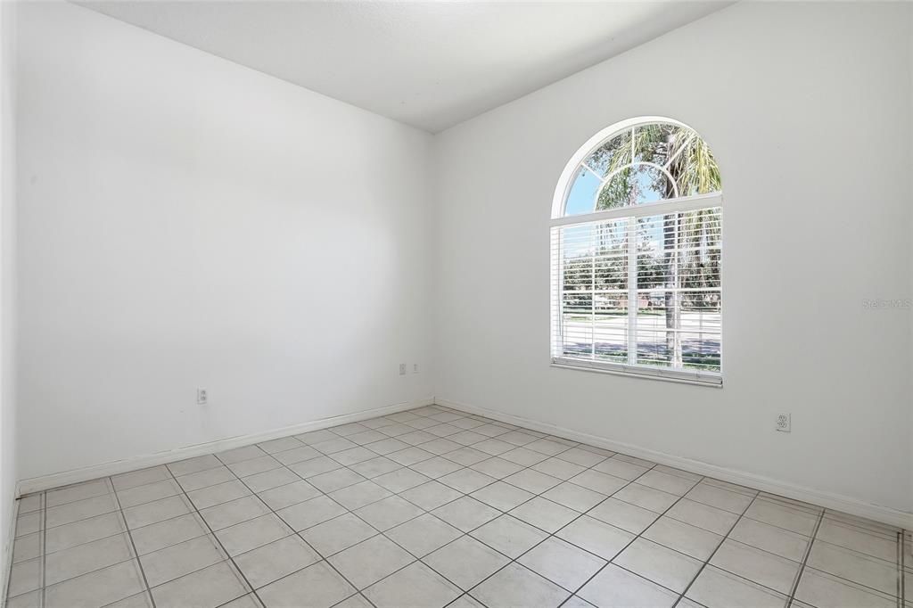 For Sale: $354,900 (3 beds, 2 baths, 2162 Square Feet)