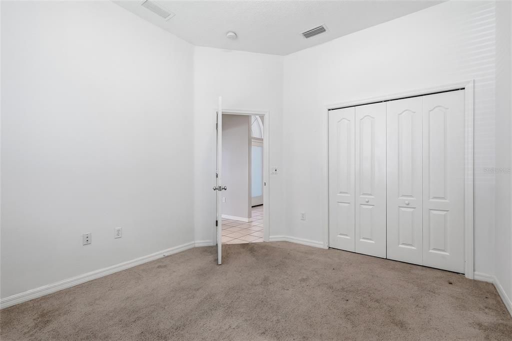 For Sale: $354,900 (3 beds, 2 baths, 2162 Square Feet)