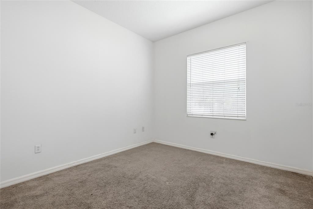 For Sale: $354,900 (3 beds, 2 baths, 2162 Square Feet)