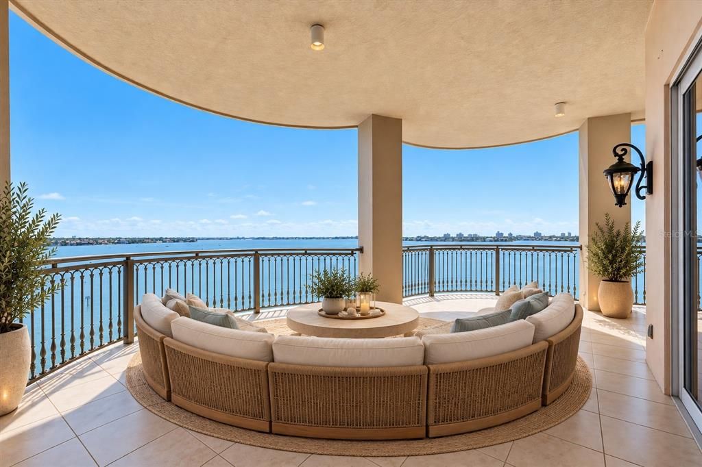 For Sale: $8,500,000 (4 beds, 4 baths, 5412 Square Feet)