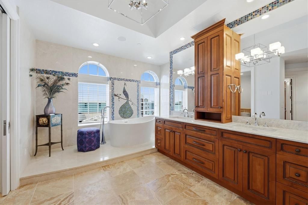 For Sale: $8,500,000 (4 beds, 4 baths, 5412 Square Feet)