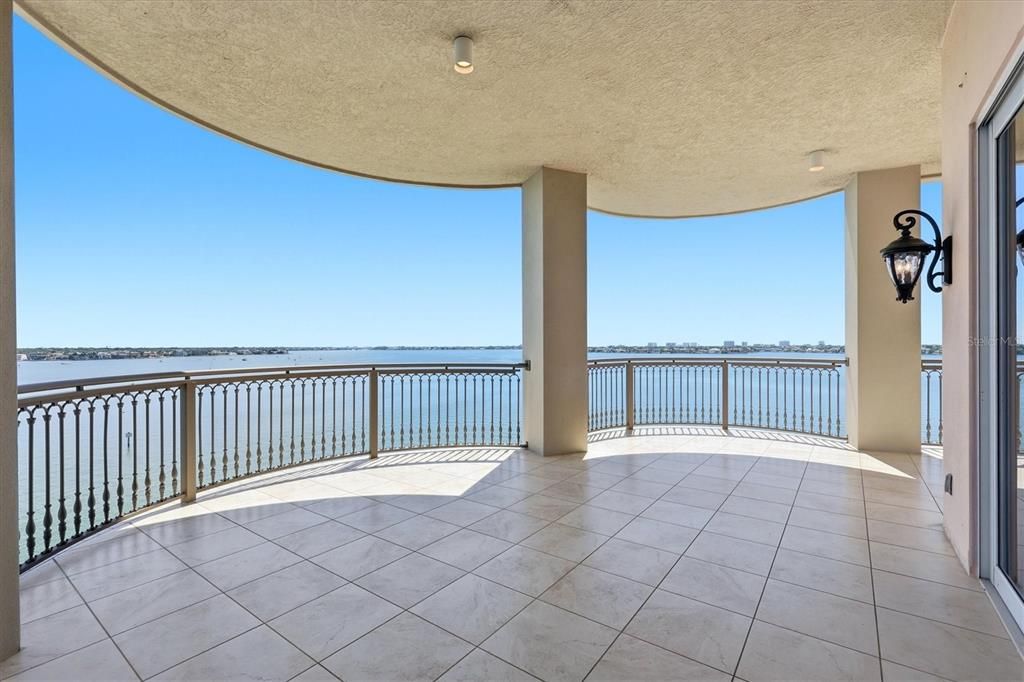 For Sale: $8,500,000 (4 beds, 4 baths, 5412 Square Feet)