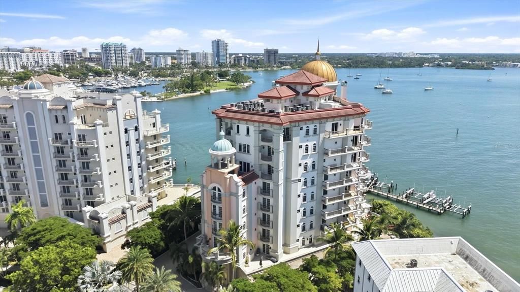 For Sale: $8,500,000 (4 beds, 4 baths, 5412 Square Feet)