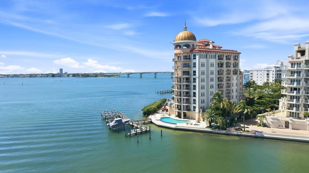 For Sale: $8,500,000 (4 beds, 4 baths, 5412 Square Feet)