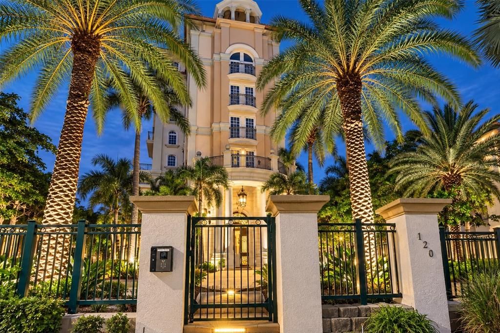 For Sale: $8,500,000 (4 beds, 4 baths, 5412 Square Feet)