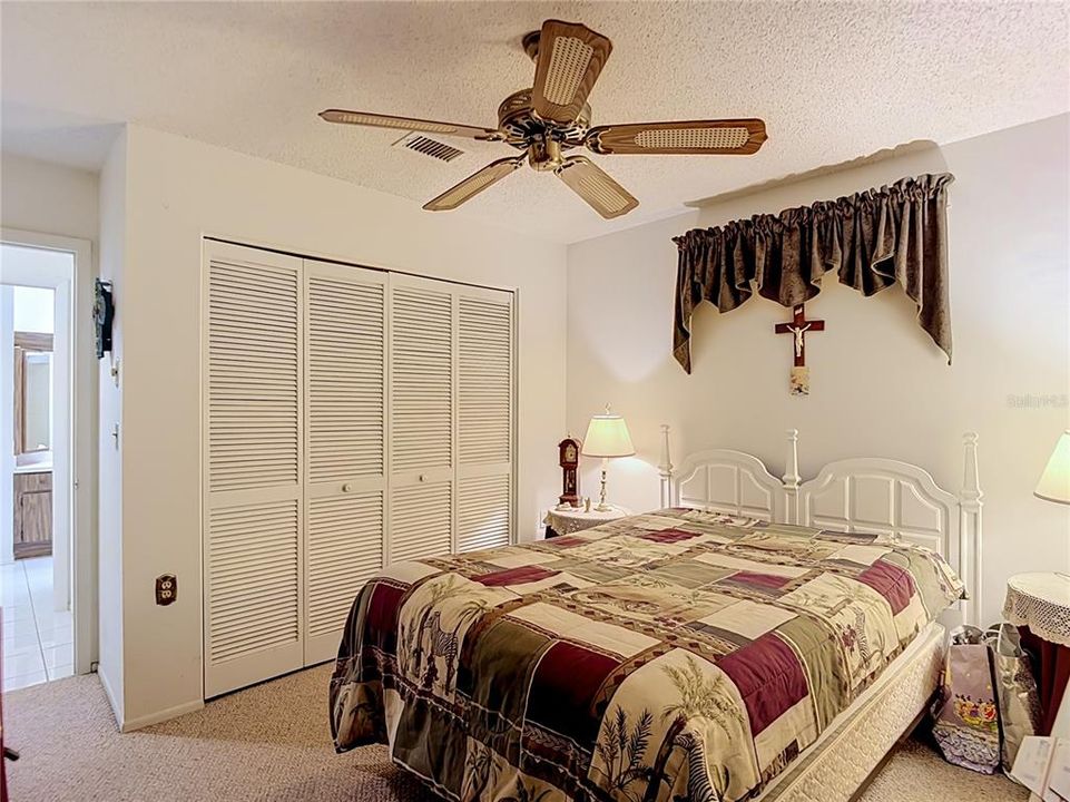 For Sale: $180,000 (2 beds, 2 baths, 1422 Square Feet)