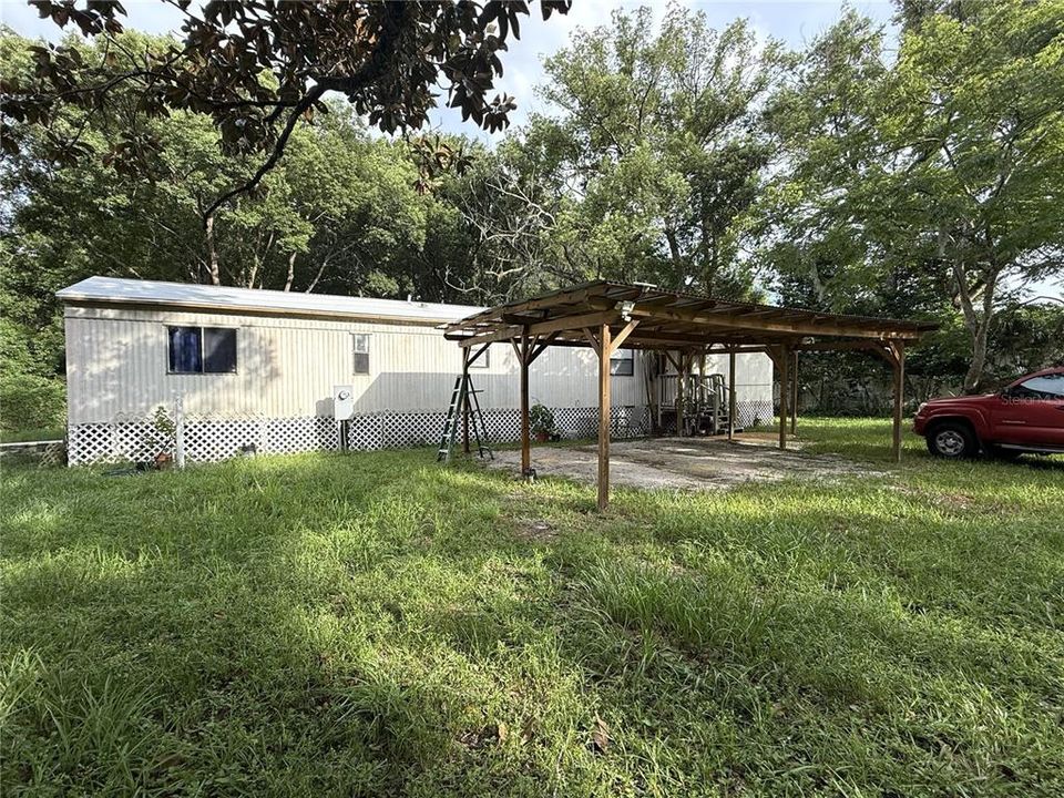 For Rent: $1,400 (2 beds, 2 baths, 720 Square Feet)