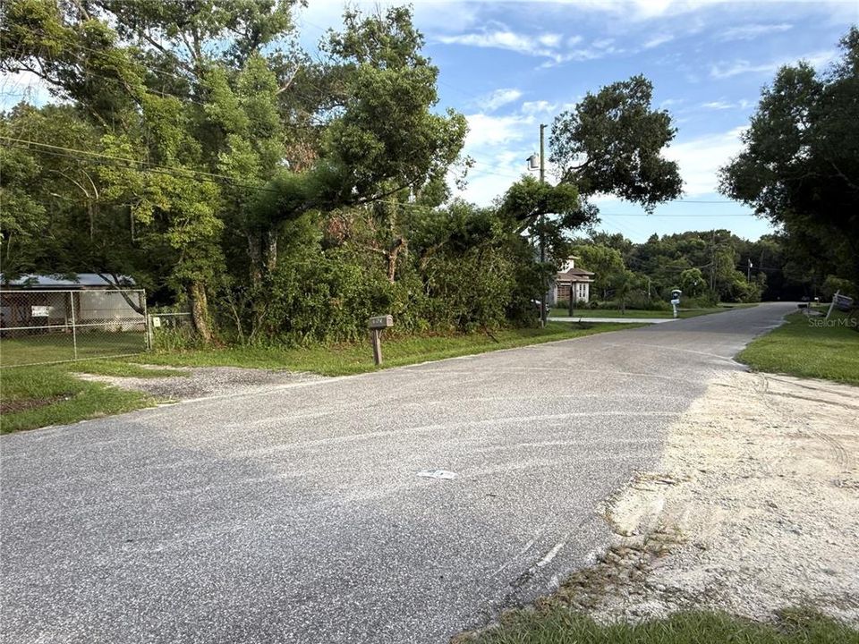 For Rent: $1,400 (2 beds, 2 baths, 720 Square Feet)
