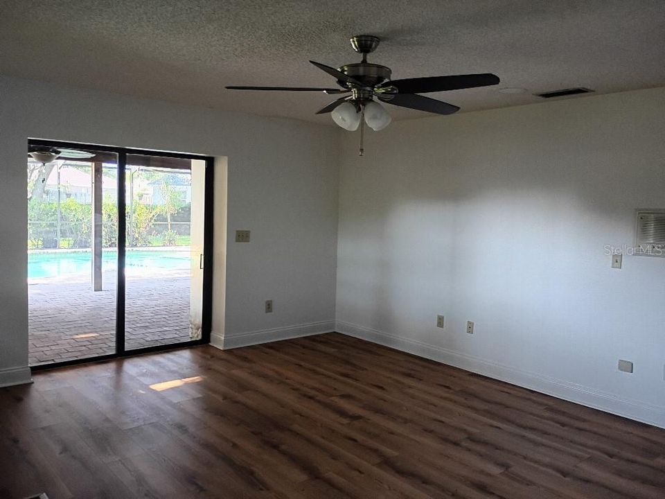 For Sale: $650,000 (3 beds, 2 baths, 2149 Square Feet)