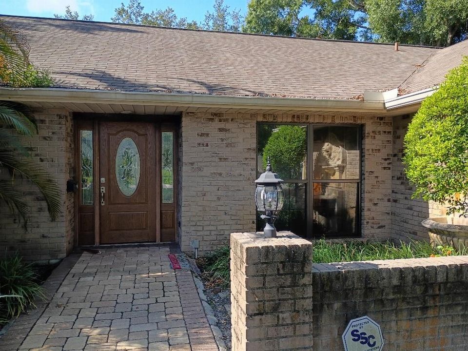 For Sale: $650,000 (3 beds, 2 baths, 2149 Square Feet)
