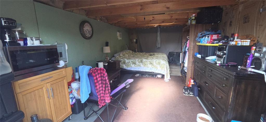 For Sale: $100,000 (3 beds, 1 baths, 1083 Square Feet)