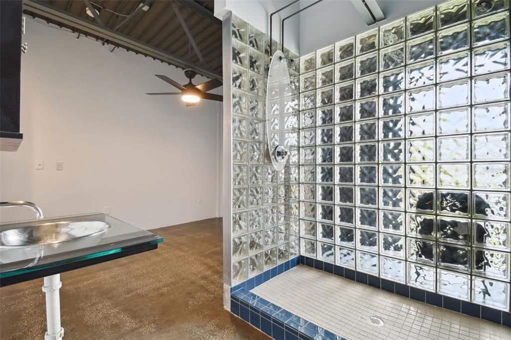 В аренду: $3,600 (2 спален, 2 ванн, 1088 Квадратных фут)