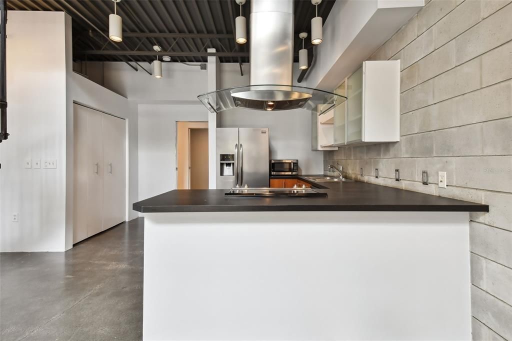 В аренду: $3,600 (2 спален, 2 ванн, 1088 Квадратных фут)