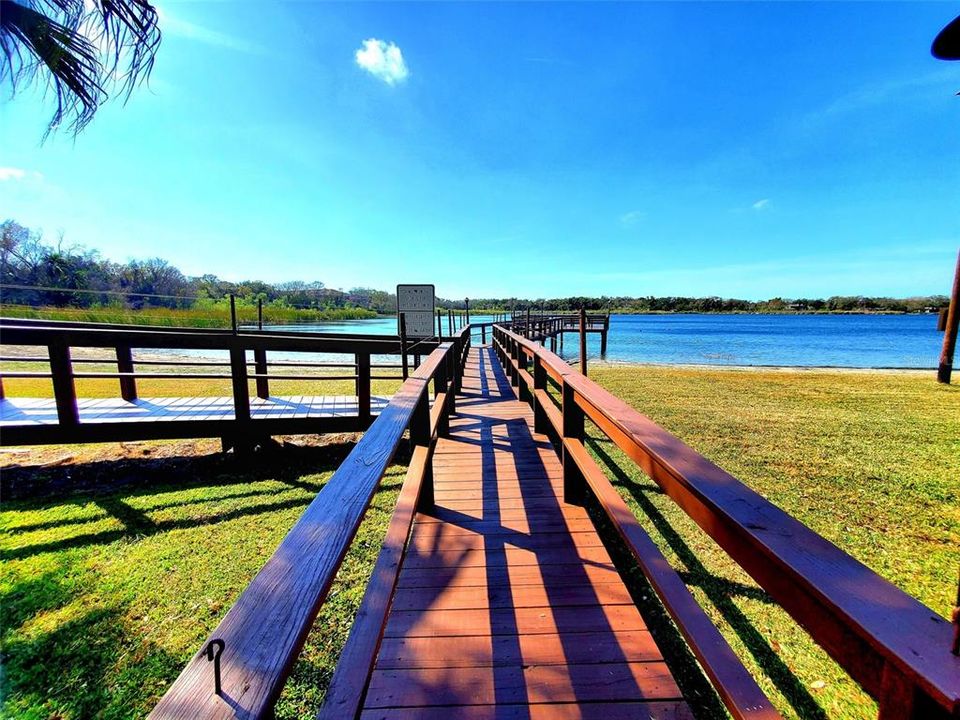 For Sale: $349,900 (3 beds, 2 baths, 1636 Square Feet)