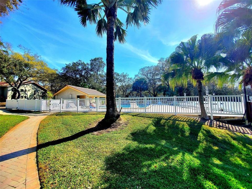 For Sale: $349,900 (3 beds, 2 baths, 1636 Square Feet)