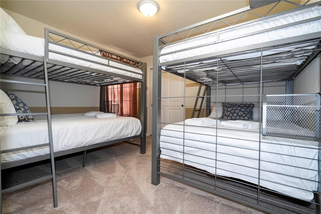 En Venta: $740,000 (7 camas, 5 baños, 3234 Pies cuadrados)