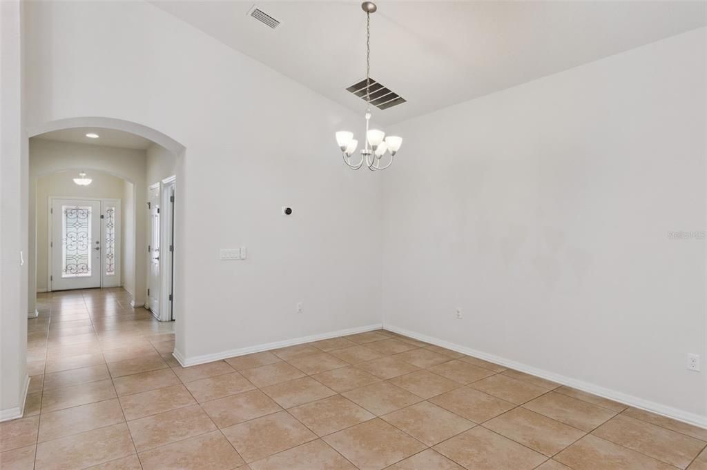 En Venta: $370,000 (3 camas, 2 baños, 1753 Pies cuadrados)