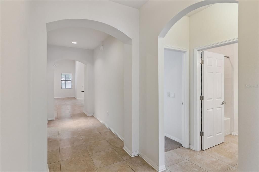 En Venta: $370,000 (3 camas, 2 baños, 1753 Pies cuadrados)