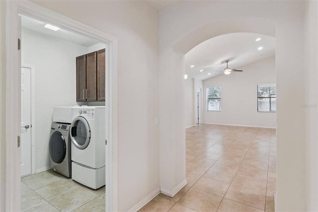 En Venta: $370,000 (3 camas, 2 baños, 1753 Pies cuadrados)