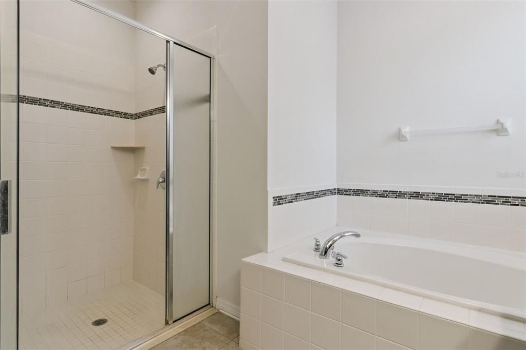 En Venta: $370,000 (3 camas, 2 baños, 1753 Pies cuadrados)