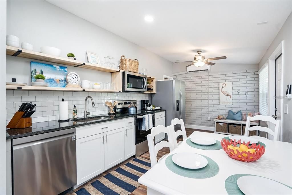 For Sale: $759,000 (5 beds, 3 baths, 2219 Square Feet)