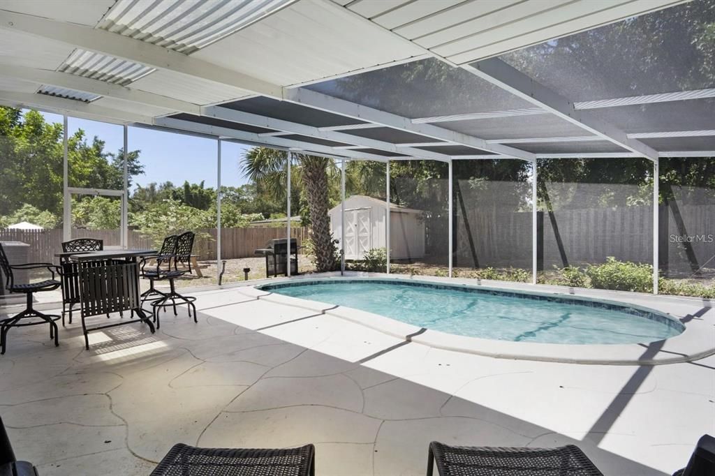 For Sale: $759,000 (5 beds, 3 baths, 2219 Square Feet)