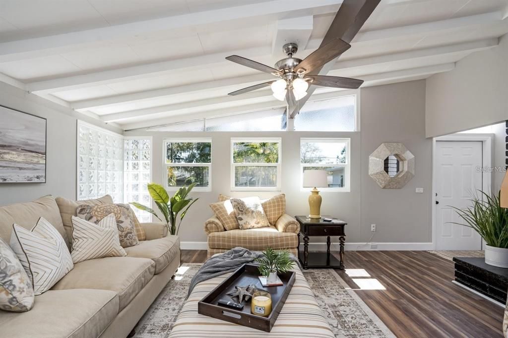 For Sale: $759,000 (5 beds, 3 baths, 2219 Square Feet)